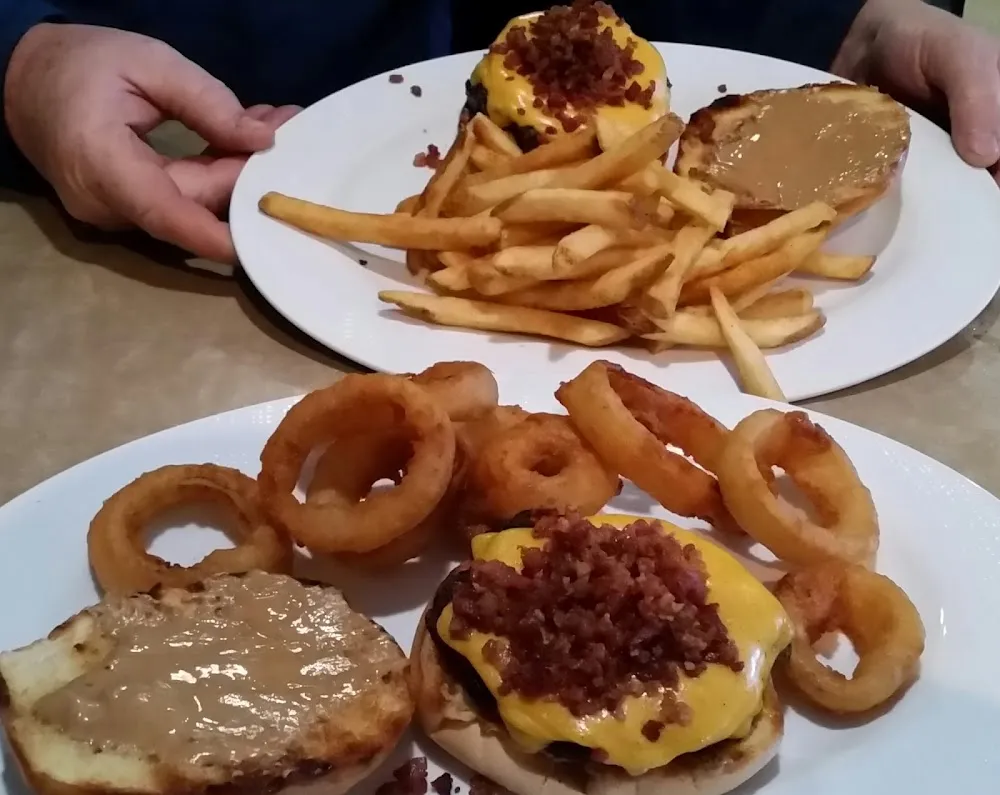 Peanut Butter Bacon Cheeseburgers